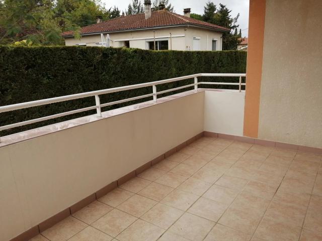 En location Appartement 4 pièces