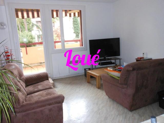 En location Appartement 4 pièces