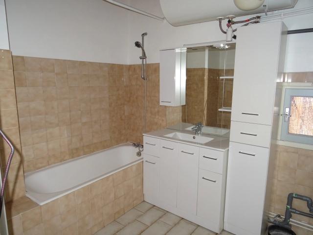 En location Appartement 4 pièces