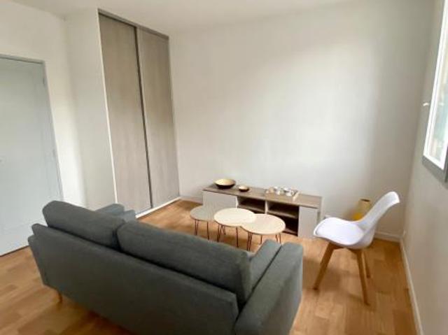 En location Appartement 1 pièce 25 m