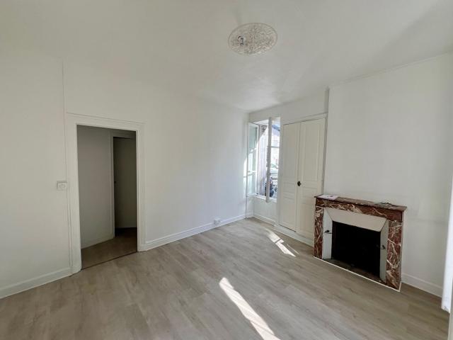 En location Appartement 1 pièce 25 m