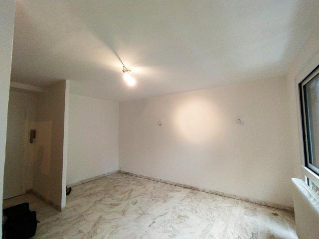 En location Appartement 1 pièce 30 m