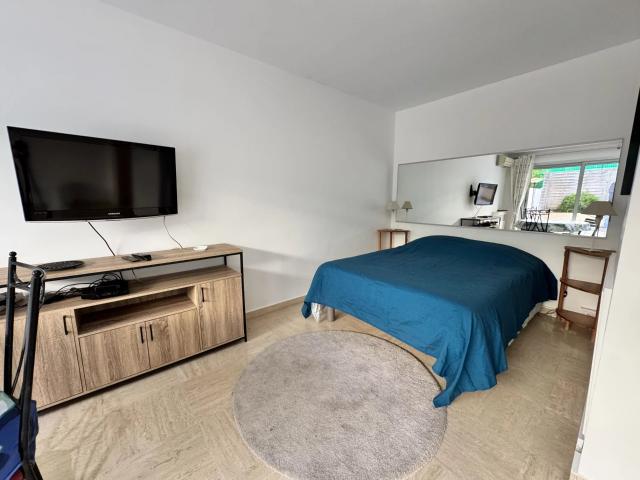 En location Appartement 1 pièce 33 m