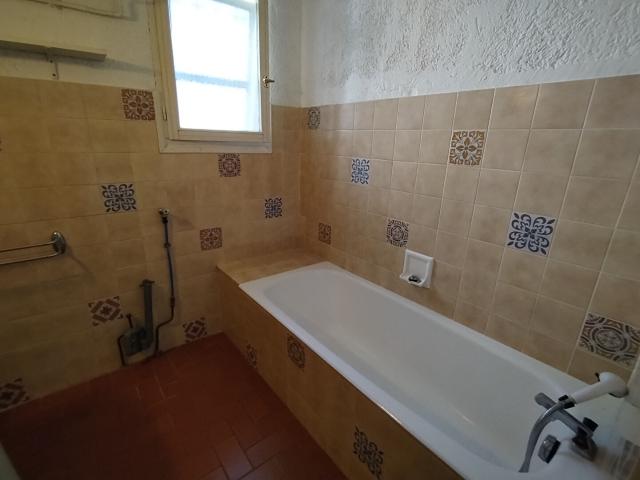 En location Appartement 2 pièces 43 m