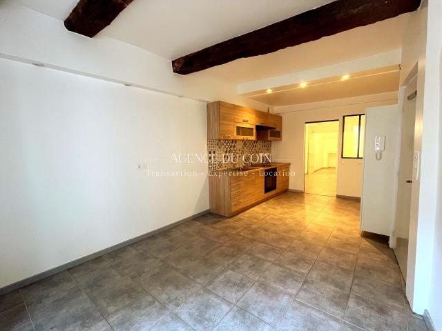 En location Appartement 2 pièces 40 m