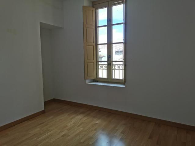 En location Appartement 2 pièces 42 m