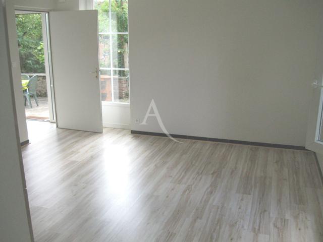En location Appartement 2 pièces 47 m