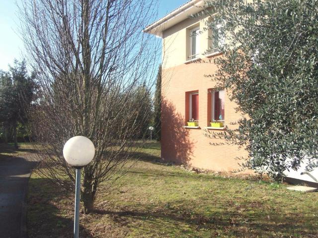 En location Appartement 2 pièces 47 m
