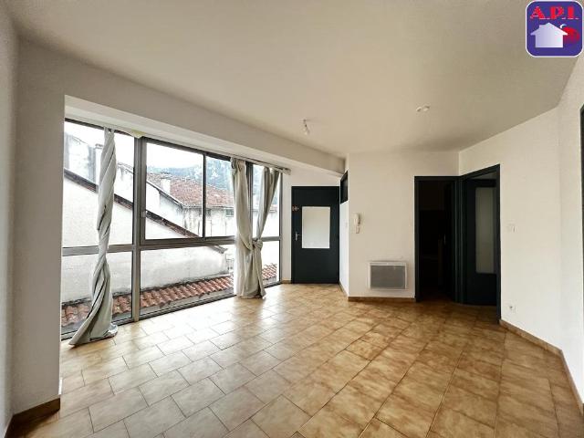 En location Appartement 2 pièces 45 m