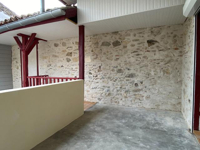 En location Appartement 2 pièces 46 m