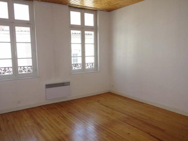 En location Appartement 2 pièces 46 m