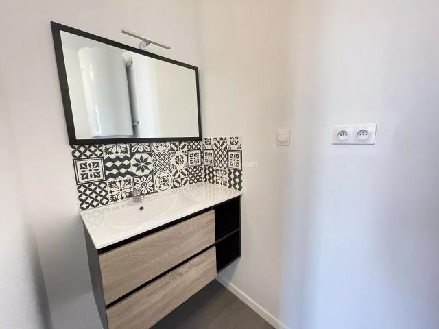 En location Appartement 2 pièces 51 m
