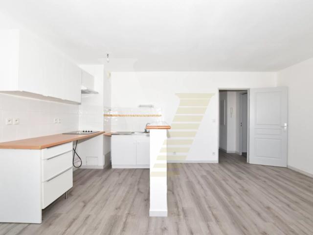 En location Appartement 2 pièces 51 m