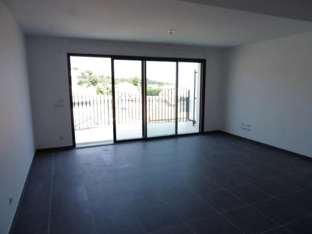 En location Appartement 2 pièces 54 m