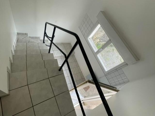 En location Appartement 2 pièces 55 m