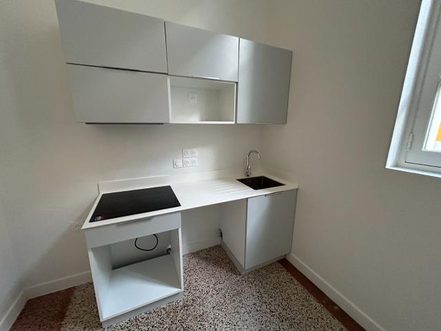 En location Appartement 2 pièces 63 m