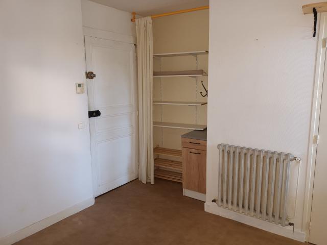 En location Appartement 2 pièces 23 m
