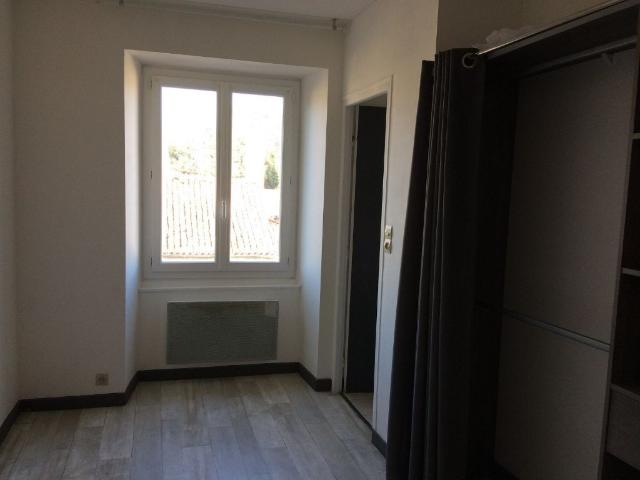 En location Appartement 2 pièces 37 m