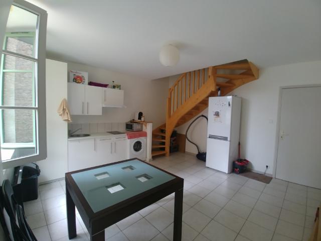 En location Appartement 2 pièces 34 m