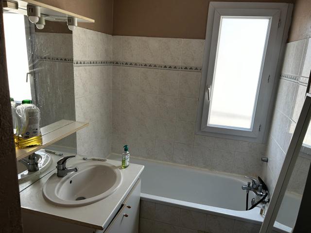 En location Appartement 2 pièces 34 m