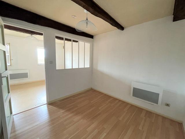 En location Appartement 2 pièces 34 m