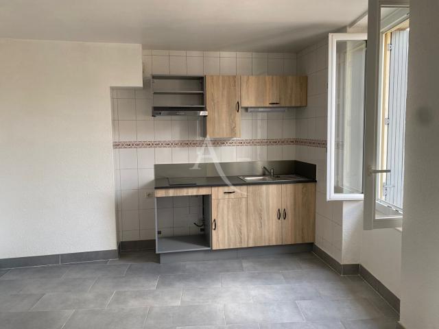 En location Appartement 2 pièces 35 m