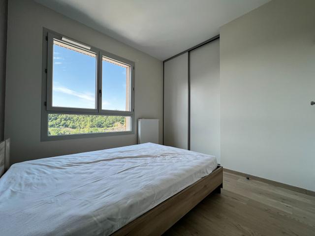 En location Appartement 2 pièces 35 m