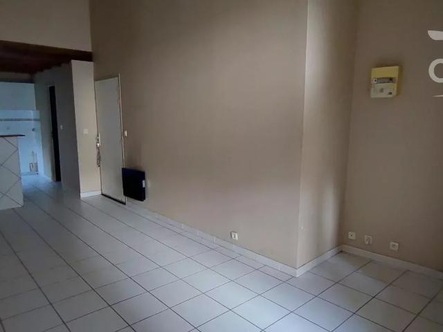 En location Appartement 2 pièces 38 m