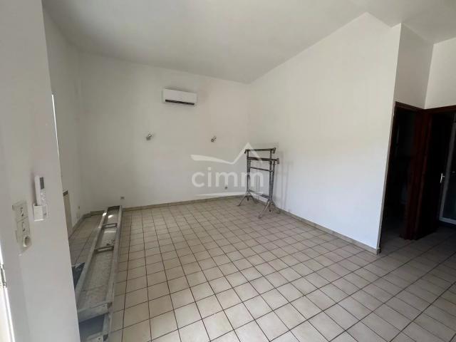 En location Appartement 2 pièces 38 m