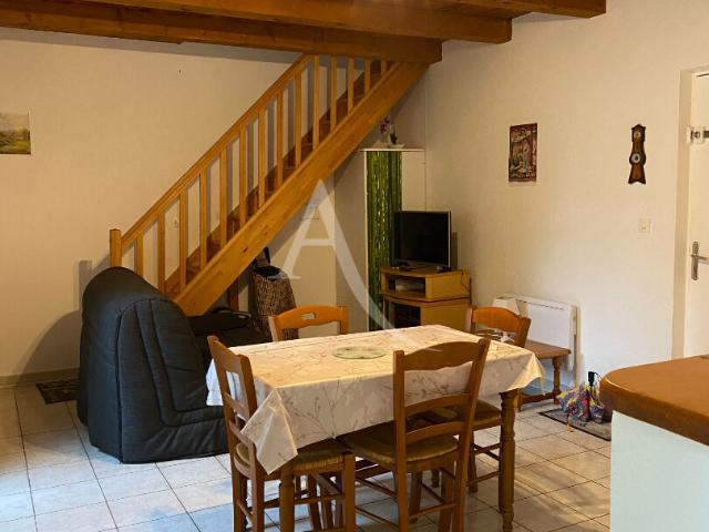 En location Appartement 3 pièces 52 m
