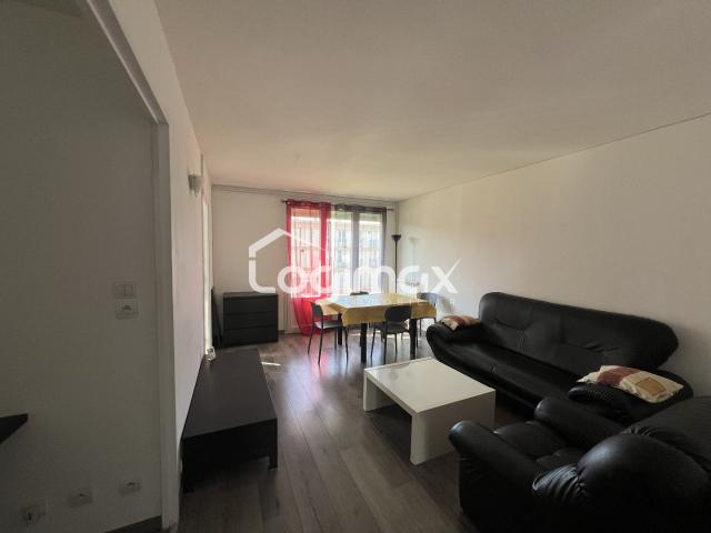 En location Appartement 3 pièces 62 m