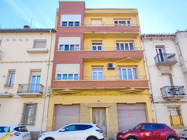 En location Appartement 3 pièces 65 m