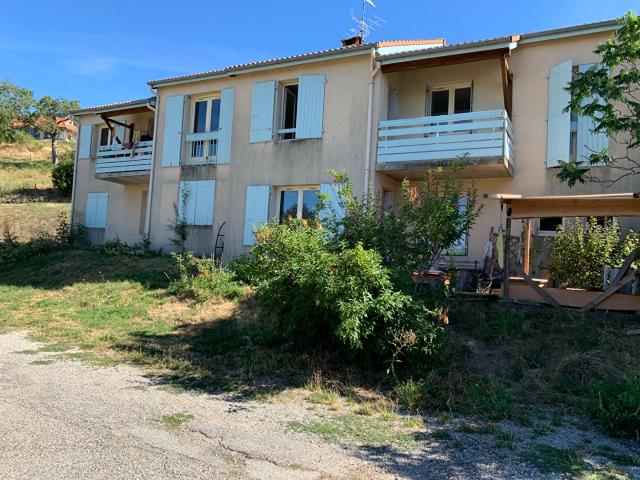 En location Appartement 3 pièces 68 m