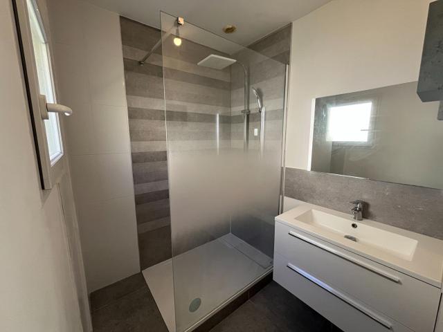 En location Appartement 3 pièces 68 m