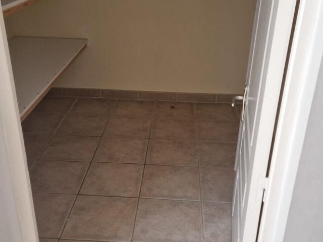 En location Appartement 3 pièces 82 m
