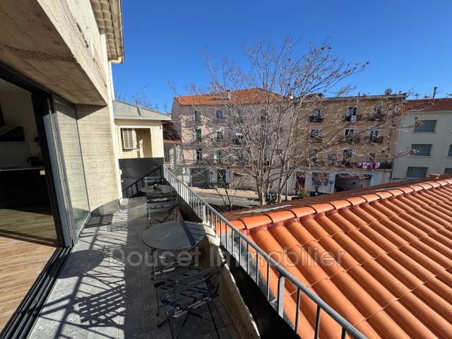 En location Appartement 3 pièces 120 m