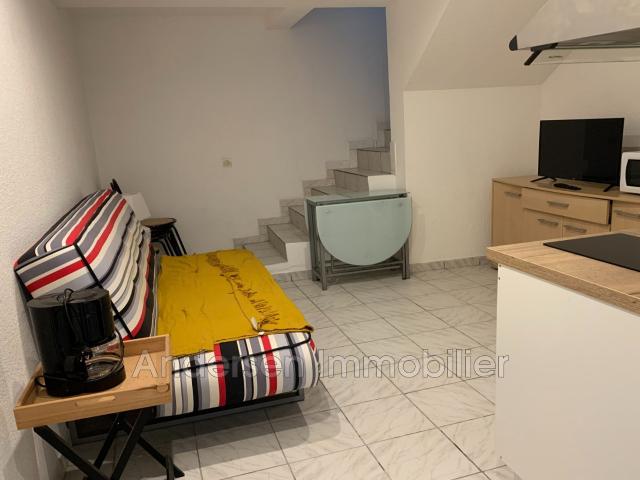 En location Appartement 3 pièces 27 m