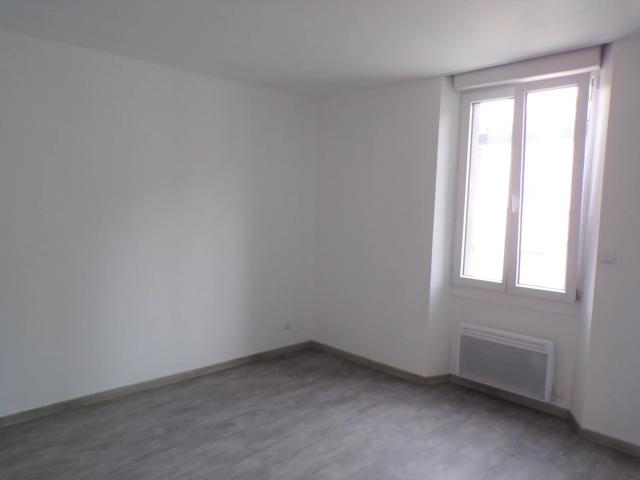 En location Appartement 3 pièces
