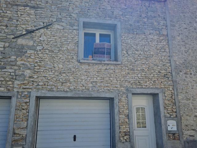 En location Maison 3 pièces 42 m