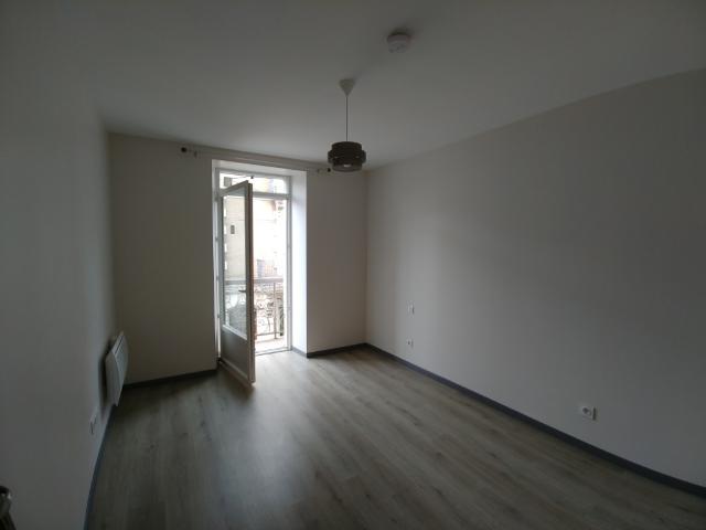 En location Maison 3 pièces 56 m