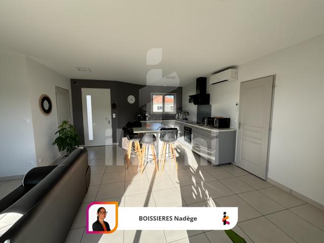 En location Maison 3 pièces 65 m