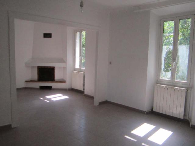 En location Maison 3 pièces 66 m