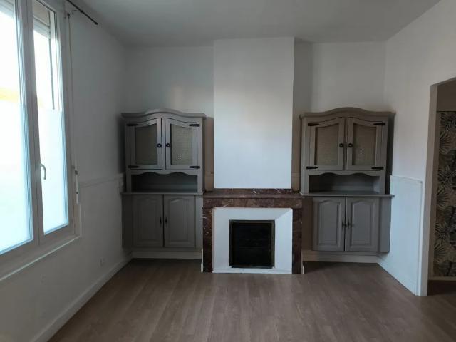 En location Maison 3 pièces 70 m