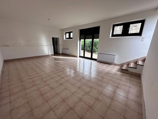 En location Maison 3 pièces 90 m