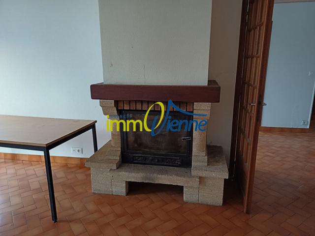 En location Maison 4 pièces 109 m