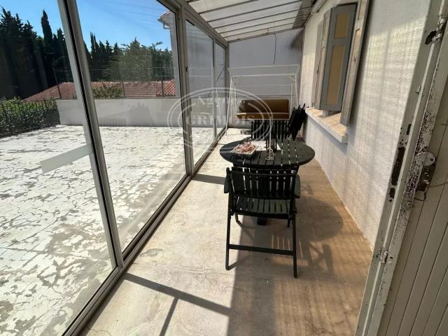 En location Maison 4 pièces 337 m