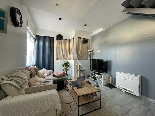 En location Maison 4 pièces 75 m