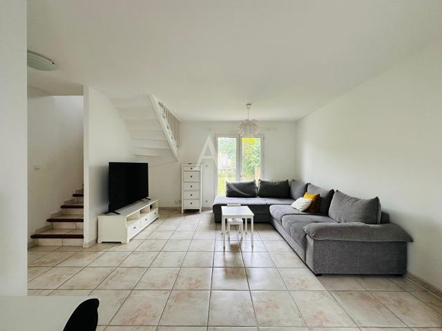 En location Maison 4 pièces 89 m