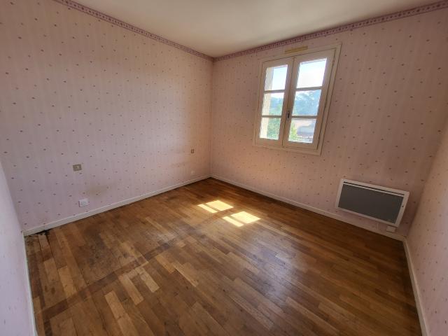 En location Maison 4 pièces 97 m