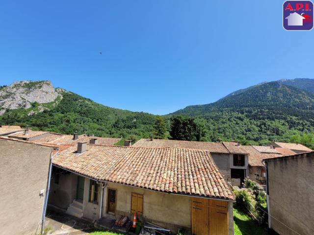 En location Maison 4 pièces 98 m